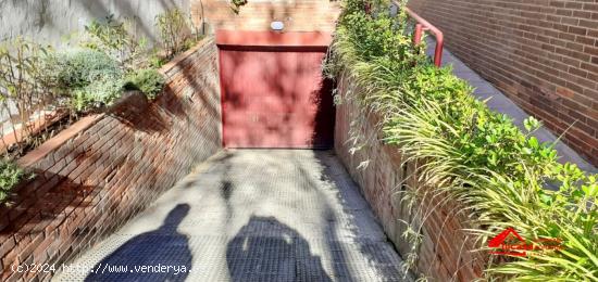 COCHERA EN VENTA EN SANTA ROSA (ZONA LOS ÁRBOLES) - CORDOBA