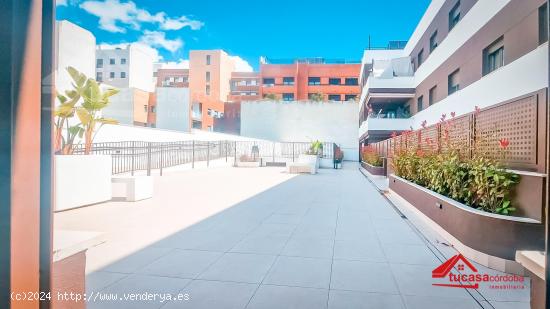 🌟 ¡Moderno Piso en Planta Baja con Piscina en el Barrio del Naranjo! 🌟 - CORDOBA