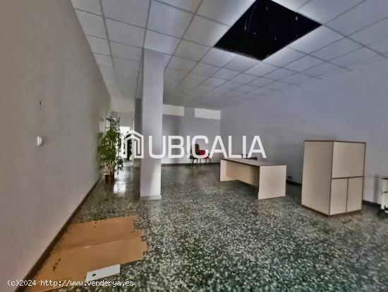 UBICALIA VENDE EN EXCLUSIVA AMPLIO LOCAL COMERCIAL JUNTO AVDA DEL CID Y PZA DE ESPAÑA - VALENCIA