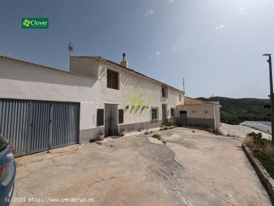 Se Vende en Oria - ALMERIA