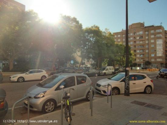 Se Alquila en Valencia - VALENCIA