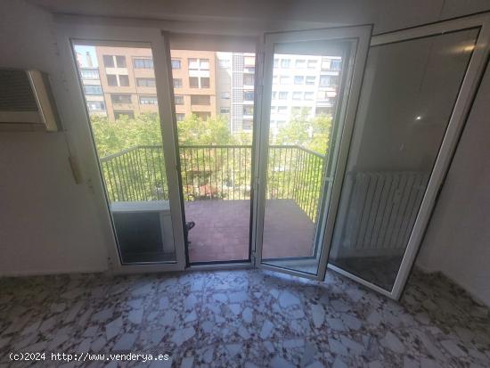 APARTAMENTO RECIÉN REFORMADO DELICIAS - ZARAGOZA