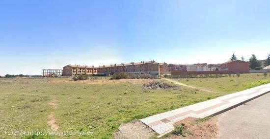 Terreno Urbano en Valverde de la Virgen - LEON