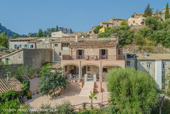  Casa mallorquina con licencia vacacional en Orient - BALEARES 