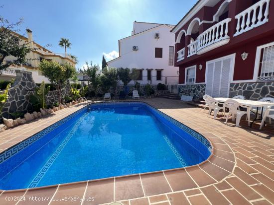 FANTASTICO CHALET EN ZONA SANTA CATALINA¡¡¡¡¡¡¡¡¡¡¡¡ - MALAGA