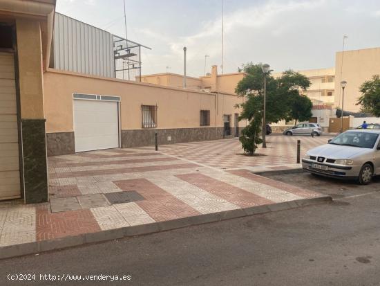 Plaza de garaje en Roquetas de Mar. - ALMERIA