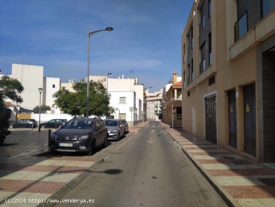 Plaza de garaje en Roquetas de Mar. - ALMERIA