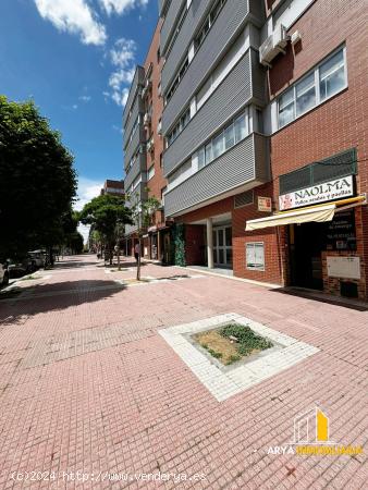 LOCAL COMERCIAL EN AVDA.UNION EUROPEA MANCHA AMARILLA - MADRID