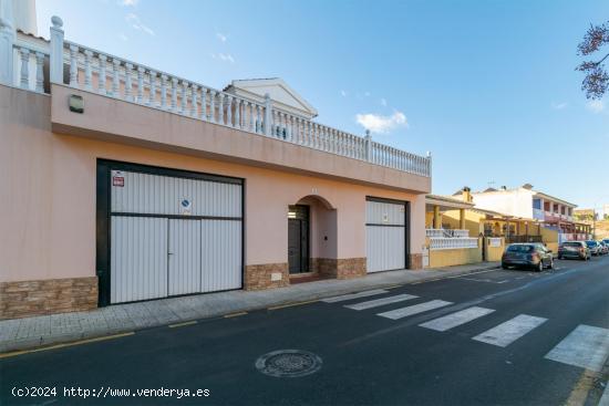 MÁGNIFICO PISO ÚNICO CON UN GRAN LOCAL  EN LA UNIÓN - MURCIA