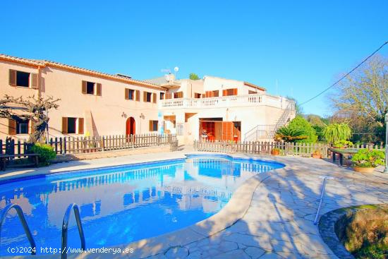 Casa de encanto en Cas Concos, con piscina y garaje. - BALEARES