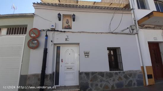 Casa de dos plantas en Villanueva de la Serena - BADAJOZ