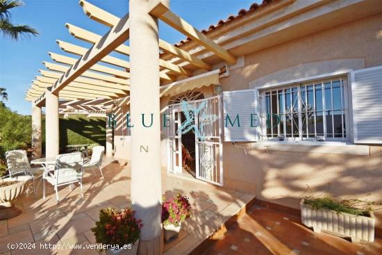 PRECIOSO CHALET EN 2ºLÍNEA DE PLAYA EN PLAYA GRANDE - MURCIA