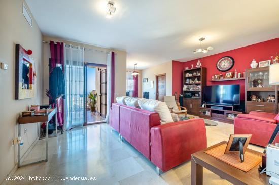 Preciosa Villa independiente ubicada en Santangelo Sur - Benalmádena - OPORTUNIDAD !!! - MALAGA