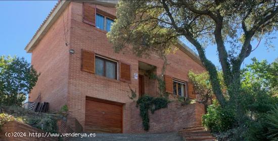 CASA 4 VIENTOS EN EL BALCÓ - CASTELLAR - BARCELONA