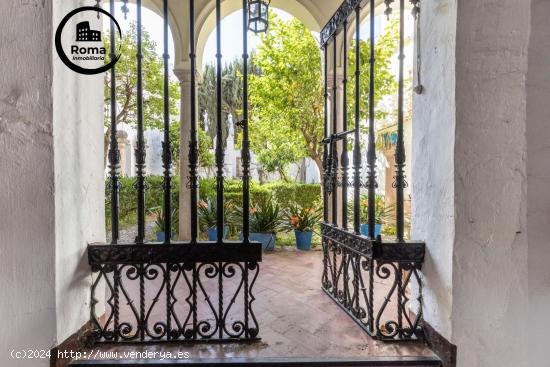 CASA PALACIO DE LOS MARQUESES DE ESCALONIA EN ANTEQUERA - MALAGA