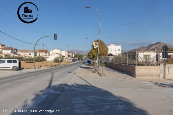  Se Vende en Pinos Puente - GRANADA 