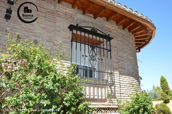 EXCLUSIVO CHALET UNA PLANTA CON 2300M2 DE PARCELA - GRANADA