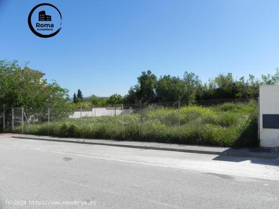 PARCELA PARA VIVIENDAS UNIFAMILIARES EN ZONA RESIDENCIAL JUNTO AL INSTITUTO RAMON Y CAJAL - GRANADA