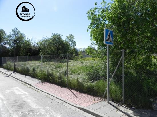 PARCELA PARA VIVIENDAS UNIFAMILIARES EN ZONA RESIDENCIAL JUNTO AL INSTITUTO RAMON Y CAJAL - GRANADA