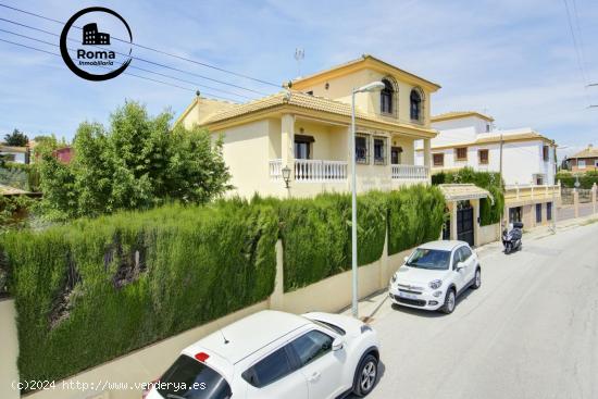  Chalet de ensueño con piscina y huerto ¡La casa de tus sueños te espera! - GRANADA