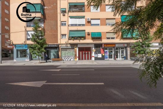 Plaza de aparcamiento en Arabial - GRANADA