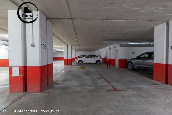 Plaza de garaje en urbanización privada pts - GRANADA