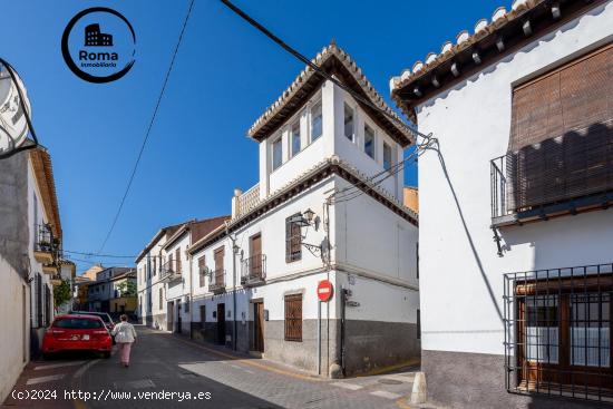 Preciosa adosada con un sabor único - GRANADA