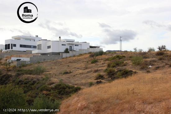 509 m2 para crear el hogar de tus sueños - GRANADA