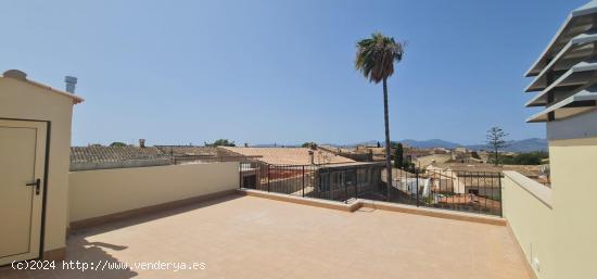 CASA ADOSADA CON PISCINA - BALEARES