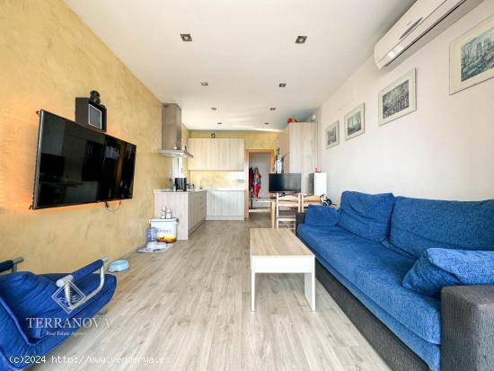 Maravilloso Loft con Licencia Turística en Primera Línea de Mar en Castelldefels – ¡Inversión 