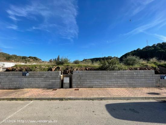 Terreno Edificable en Ferreries: Vistas Despejadas en una Joya de 235m2 - BALEARES