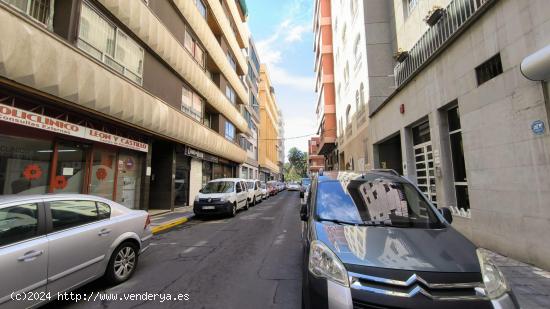 AMPLIO PISO EN EL CENTRO DE LA CIUDAD - LAS PALMAS