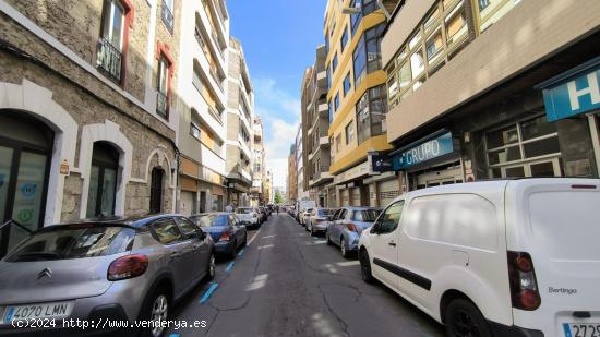 AMPLIO PISO EN EL CENTRO DE LA CIUDAD - LAS PALMAS