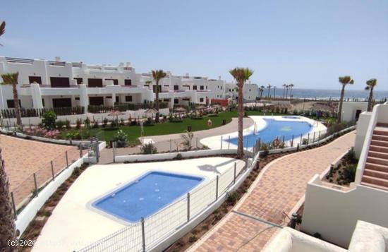 Maravilloso Bungalow obra nueva VISTA MAR cerca a los Campos de Golf - ALMERIA