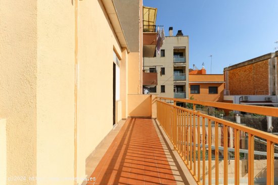 Unifamiliar adosada en venta  en Viladecans - Barcelona