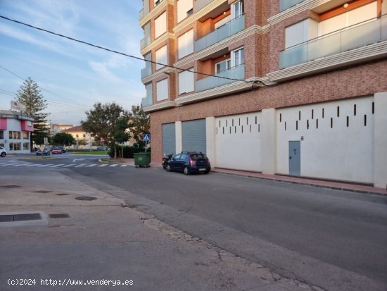 Local comercial en Venta en Vall D Uxo, La Castellón