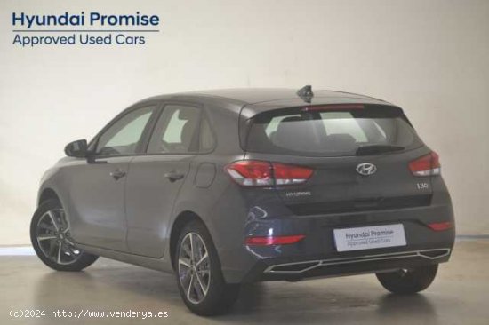 Hyundai i30 ( 1.5 DPI Klass SLX 110 )  - Valladolid