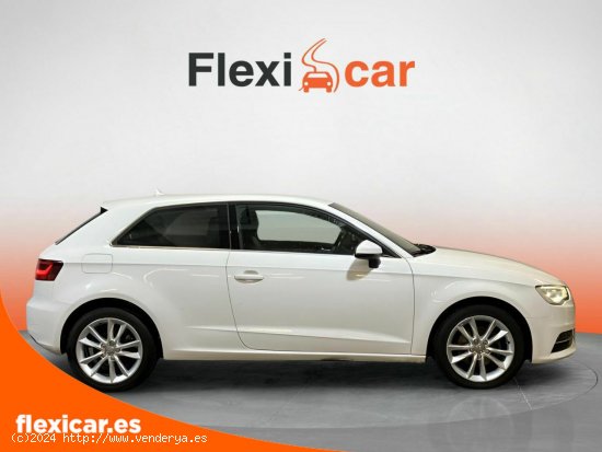 Audi A3 1.6 TDI 110cv ultra Attraction - Vigo