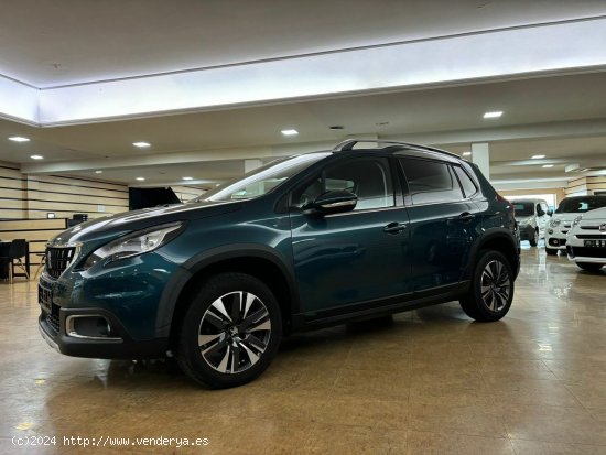 Peugeot 2008 1.2 PureTech Allure 82cv - Lugo