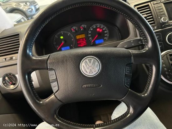 VOLKSWAGEN Multivan en venta en Castuera (Badajoz) - Castuera