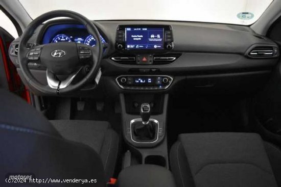 Hyundai i30 1.5 DPI Klass SLX 110 de 2023 con 14.065 Km por 19.990 EUR. en Madrid