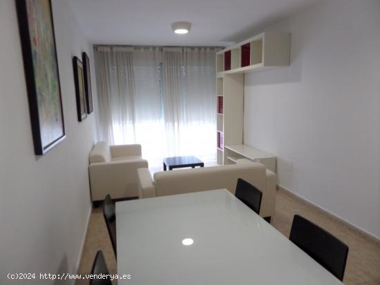 Alquiler apartamento en Ronda Sur, 1 dormitorio, garaje y trastero, amueblado - MURCIA