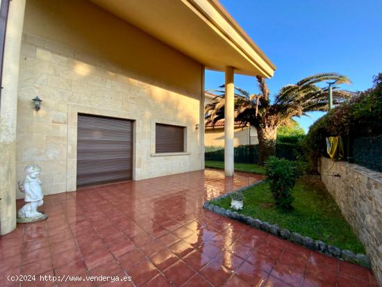 Exclusivo chalet de lujo en Loredo. - CANTABRIA