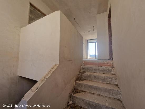 CASA EN CONSTRUCCIÓN EN VALLROMANES - BARCELONA