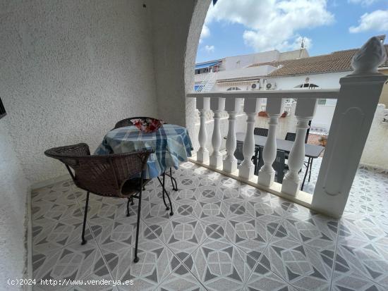 Soleado bungalow sin vecinos arriba con magnífica terraza! - ALICANTE