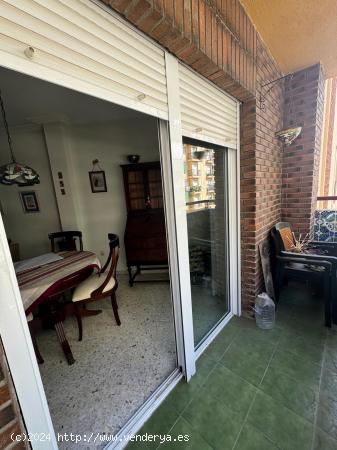 Vivienda con terraza en zona La Laguna - CADIZ