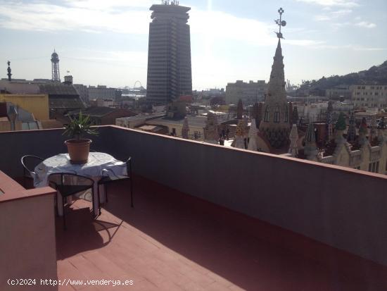  Ático con terraza. Vistas espectaculares al Palau Güell - BARCELONA 