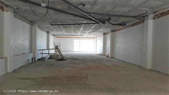 Local comercial de 326 m² en Alcoy, Alicante/Alacant - ALICANTE