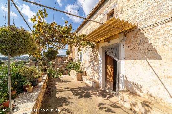 Casa de Piedra, circa 1900 en Son Macia, Mallorca - BALEARES