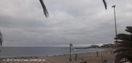 Se alquila piso de  dos habitaciones en  Los Cristianos cerca de Playa Las Vistas - SANTA CRUZ DE TE